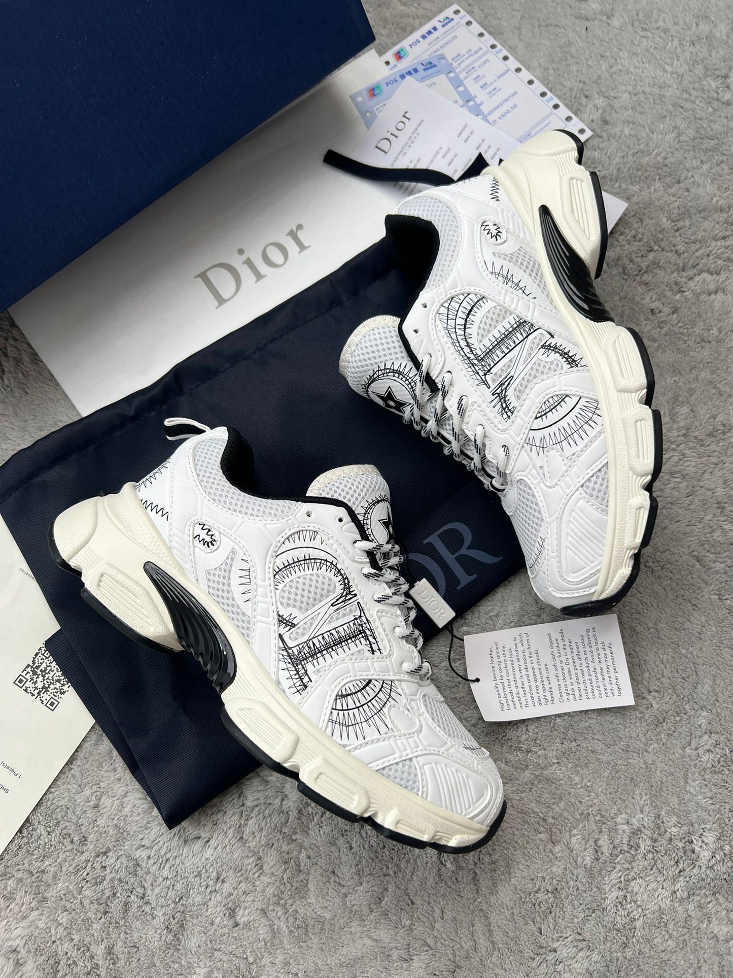 DIOR CHRONO blancas logo negro