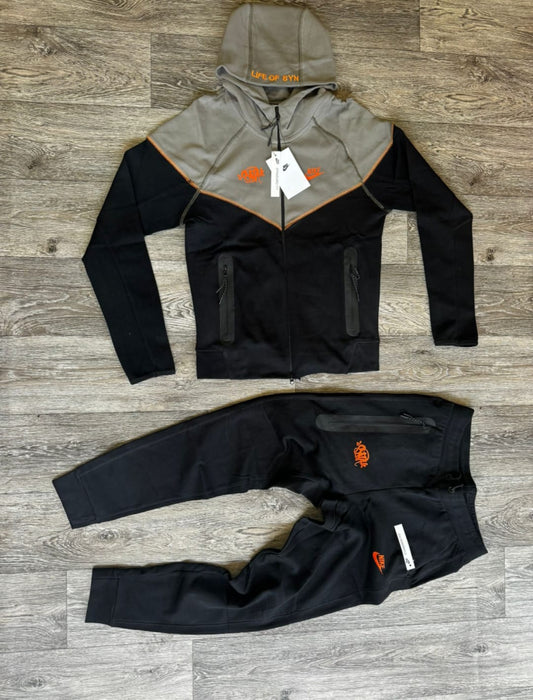 Chandal nike x central cee negro y gris