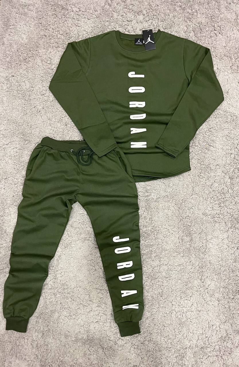 Chándal VERDE JORDAN LOGO BLANCO