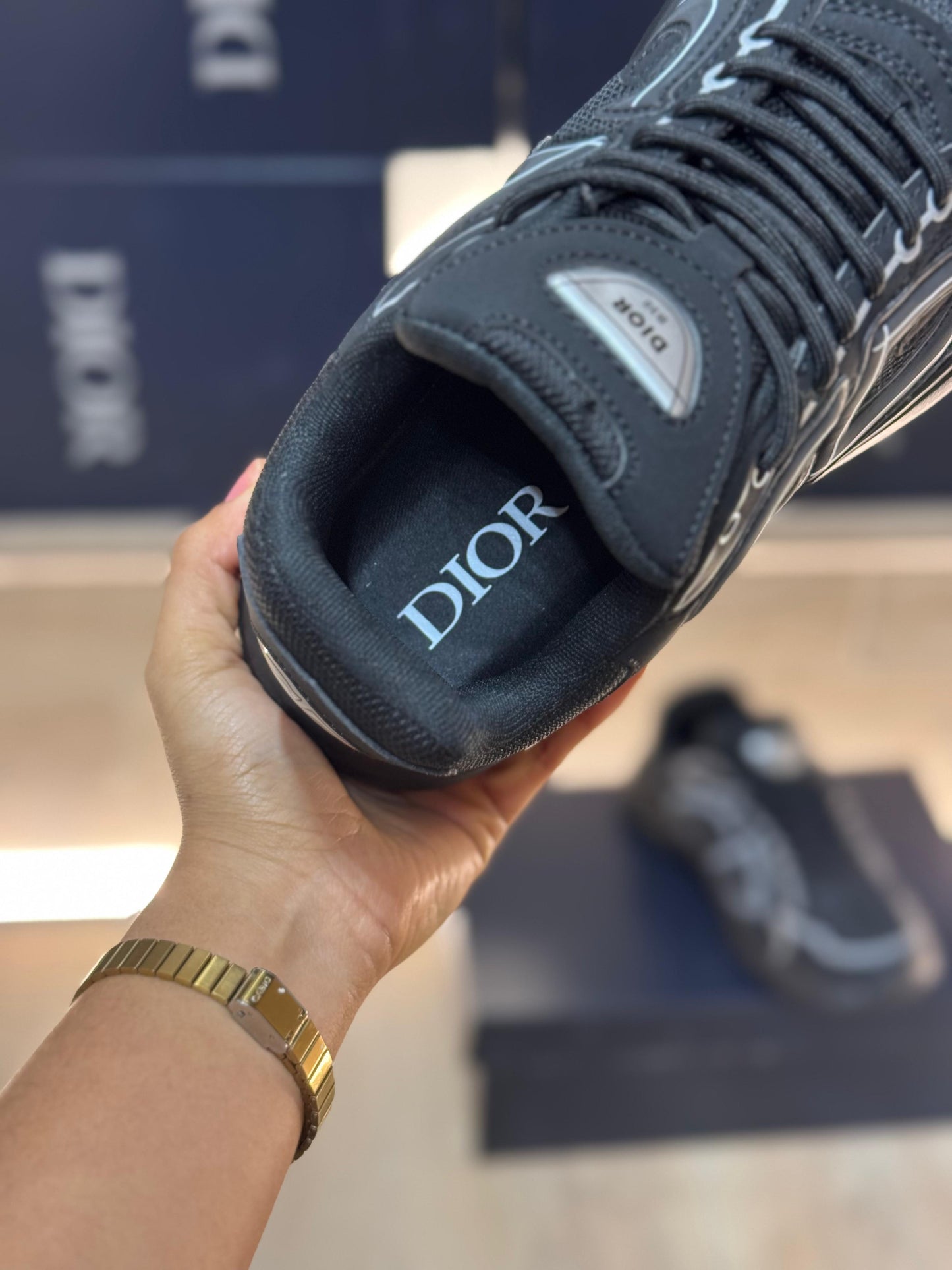 Dior b30 negras logo gris detalles blancos