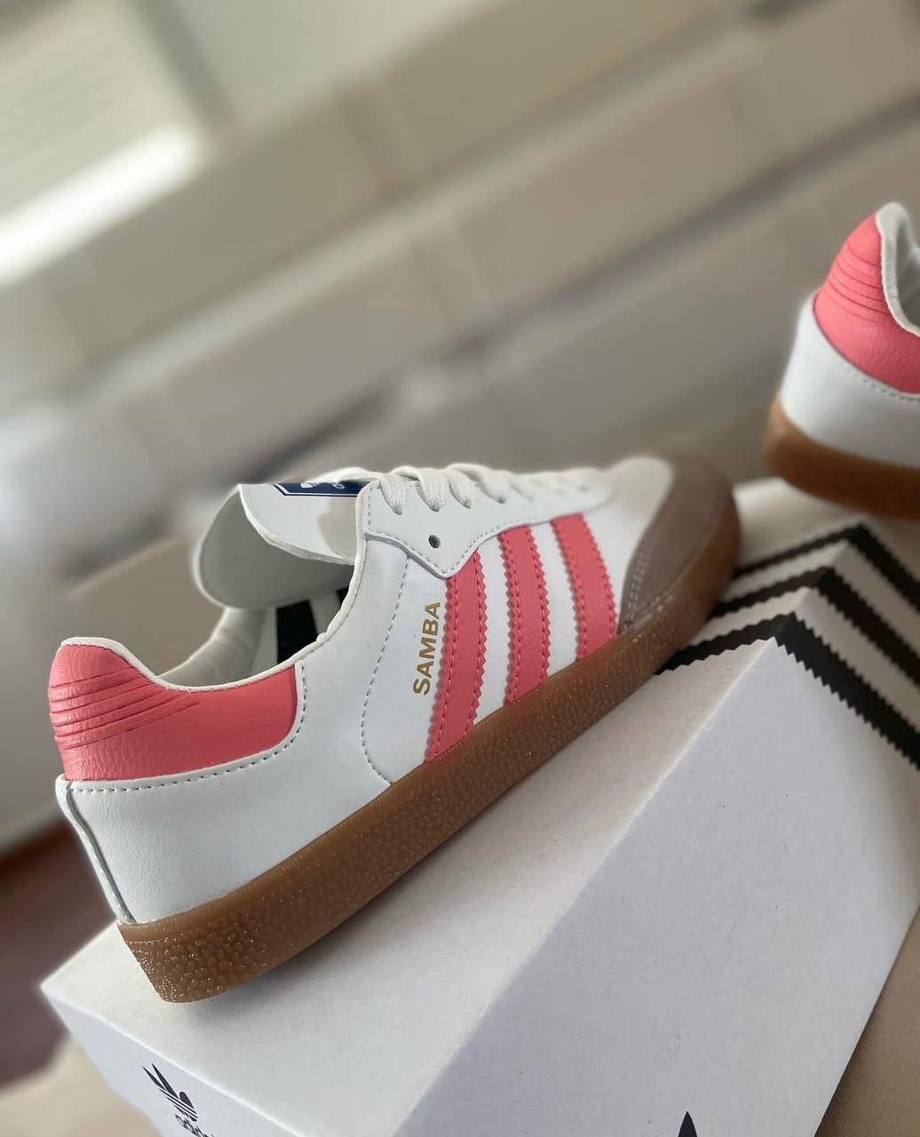 ADIDAS SAMBA BLANCA LOGO ROSA