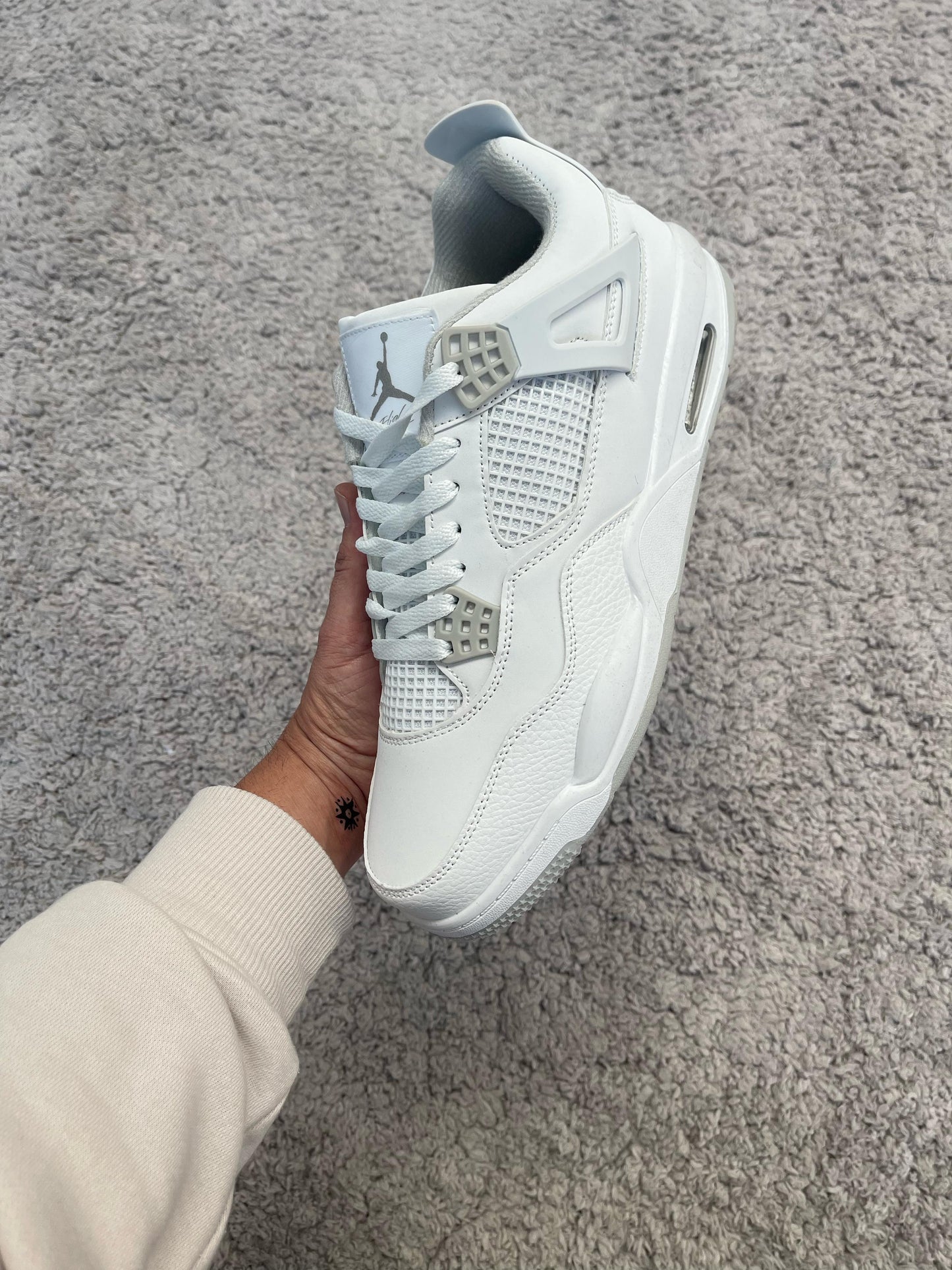JORDAN 4 BLANCAS