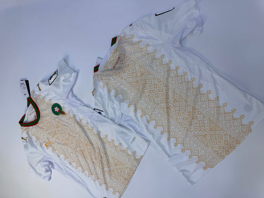 Equipacion Marruecos blanco y crema