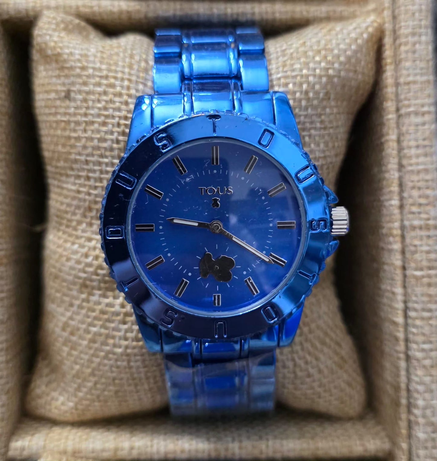 Reloj tous azul detalles negros