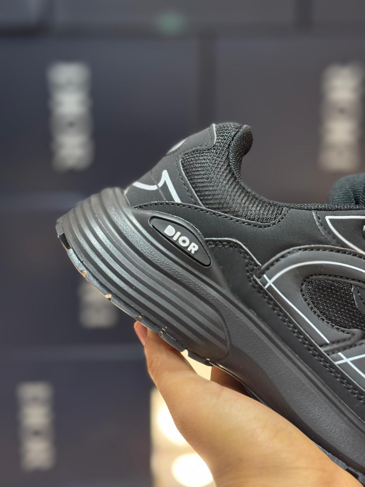 Dior b30 negras logo gris detalles blancos