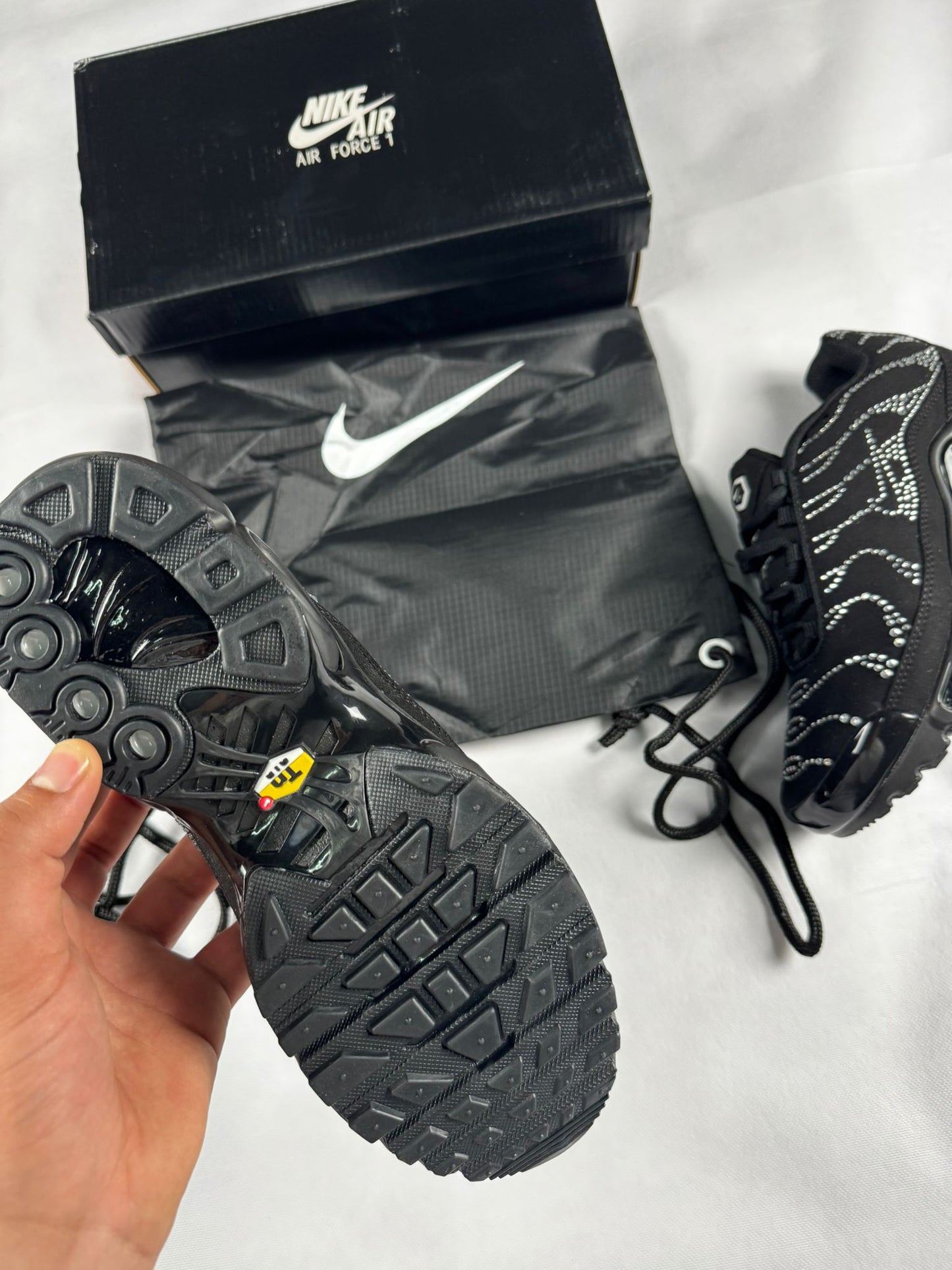 Nike tn negras diamantes