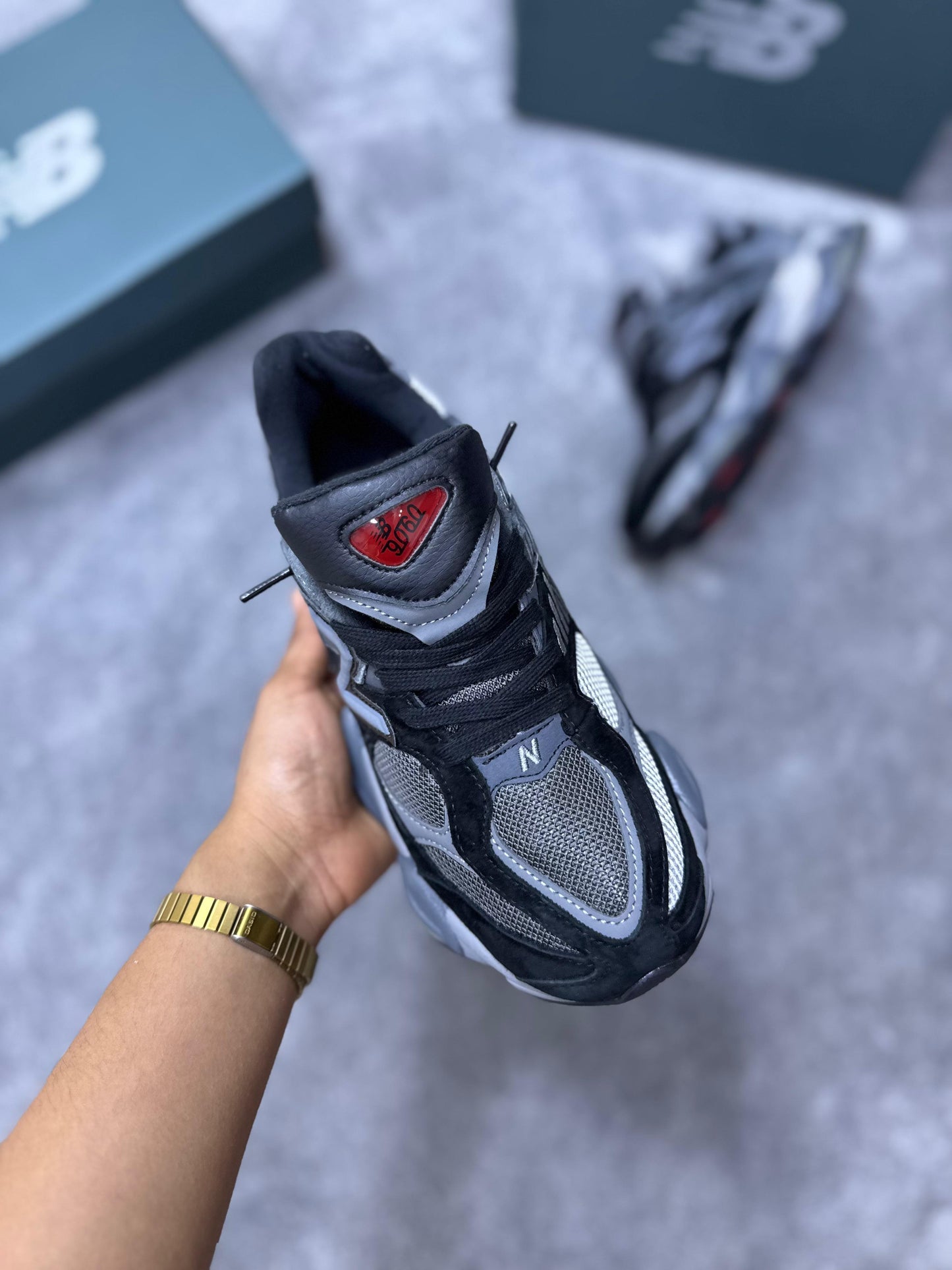New balance 9060 negras grises logo gris
