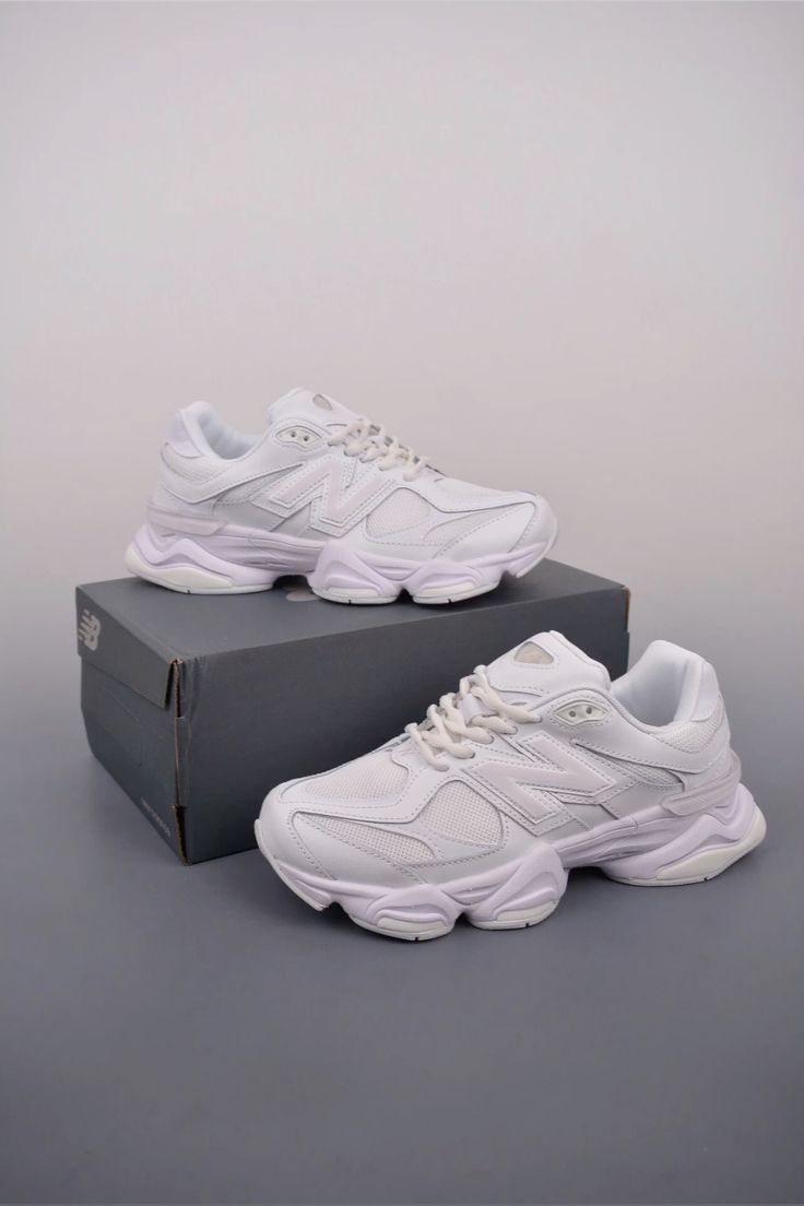 New Balance 9060 blancas