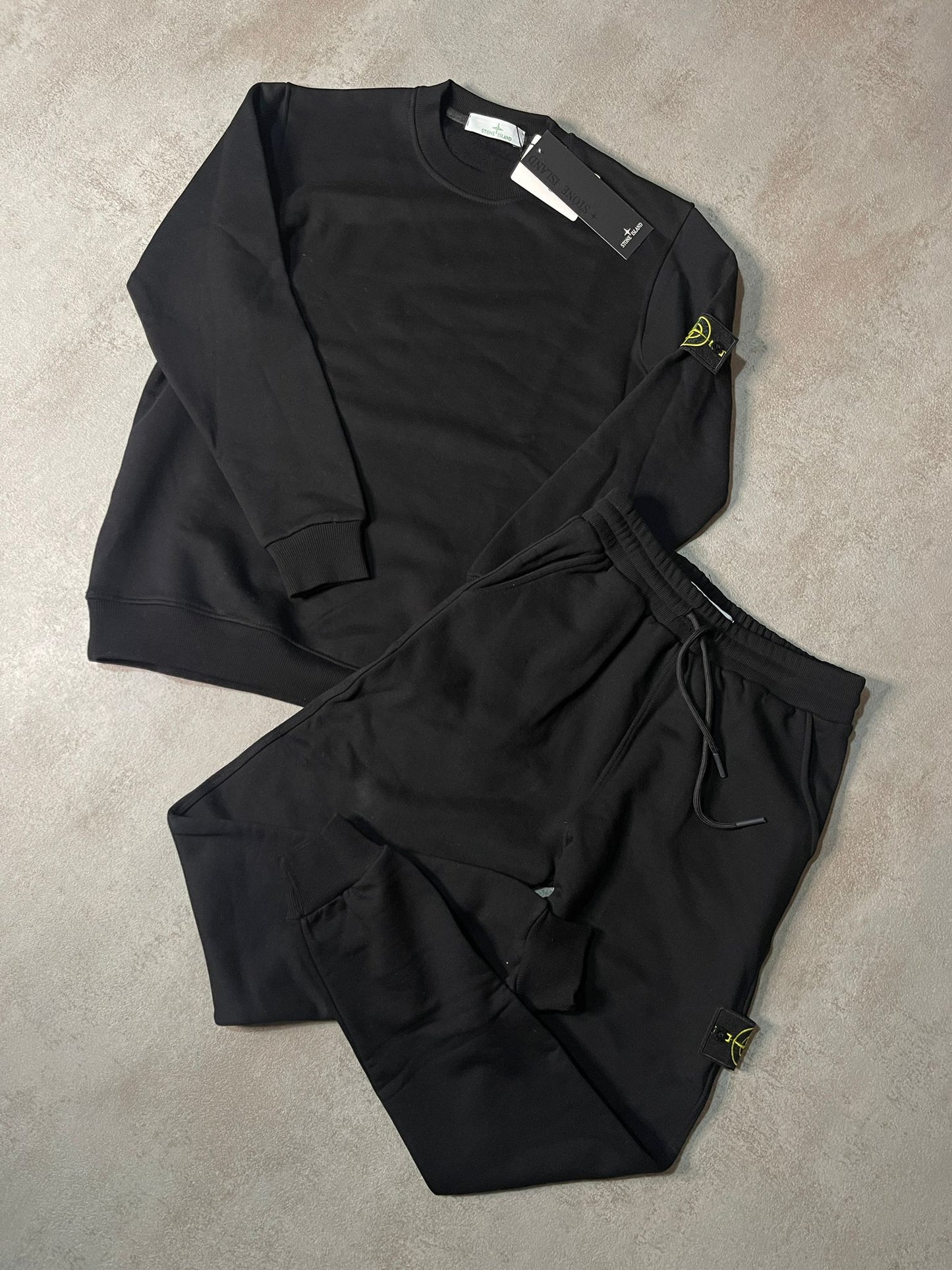 Chandal STONE ISLAND negro logo negro en lateral pantalon negro