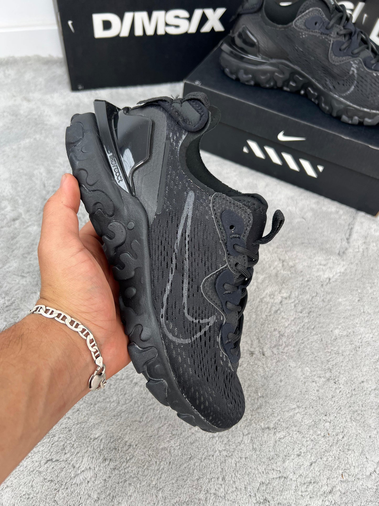 Nike react vision negras
