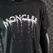 Camiseta Moncler negro logo blanco