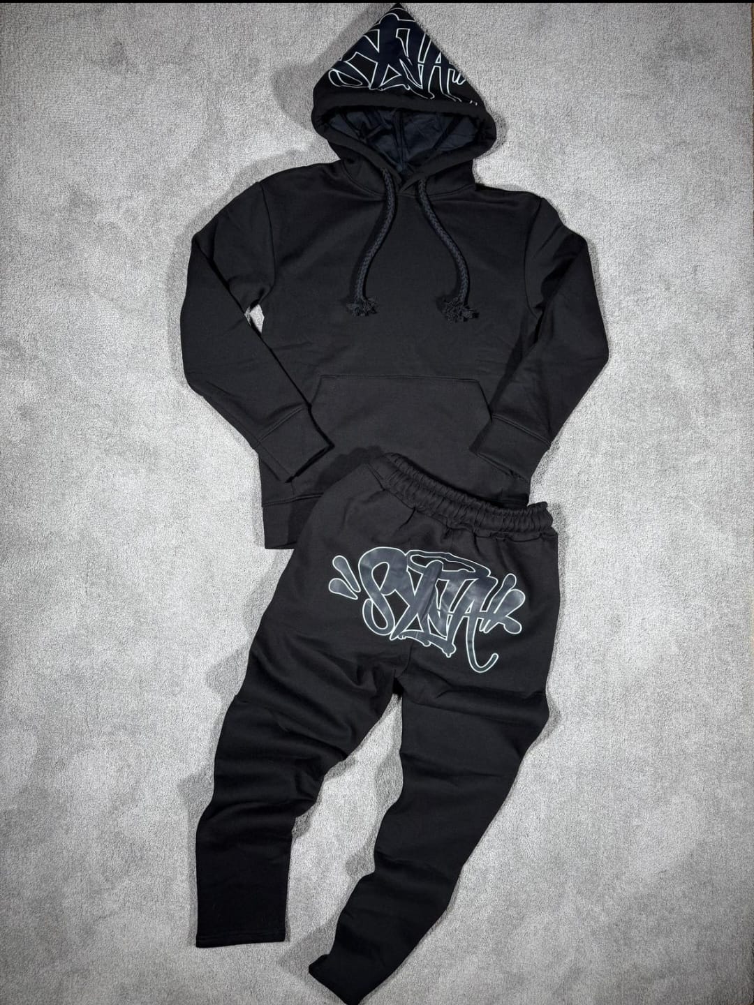 Chandals syna negro