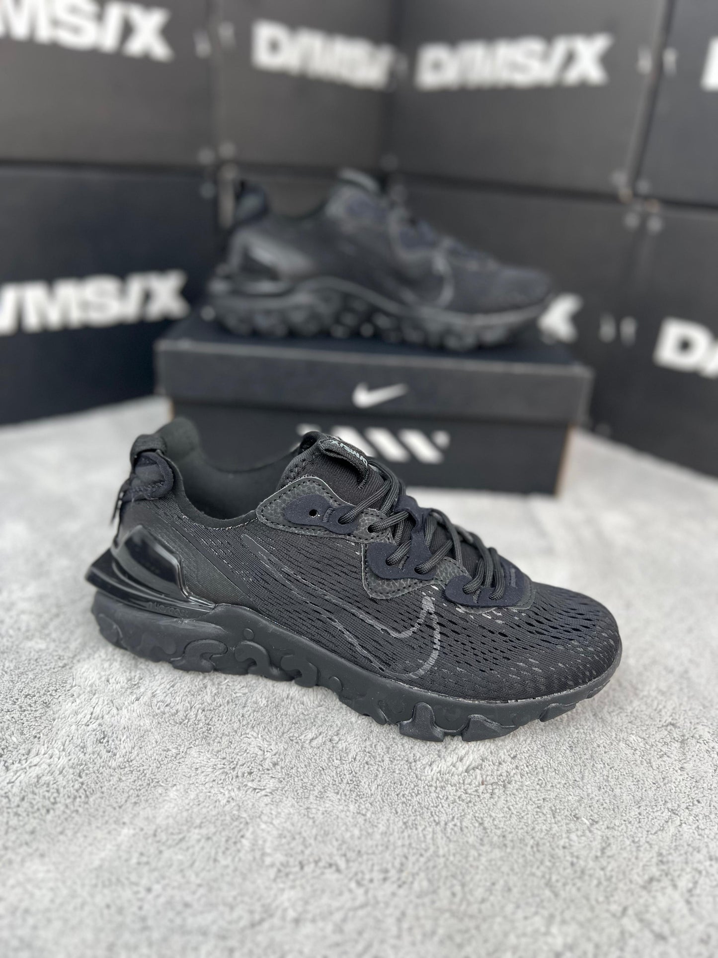 Nike react vision negras