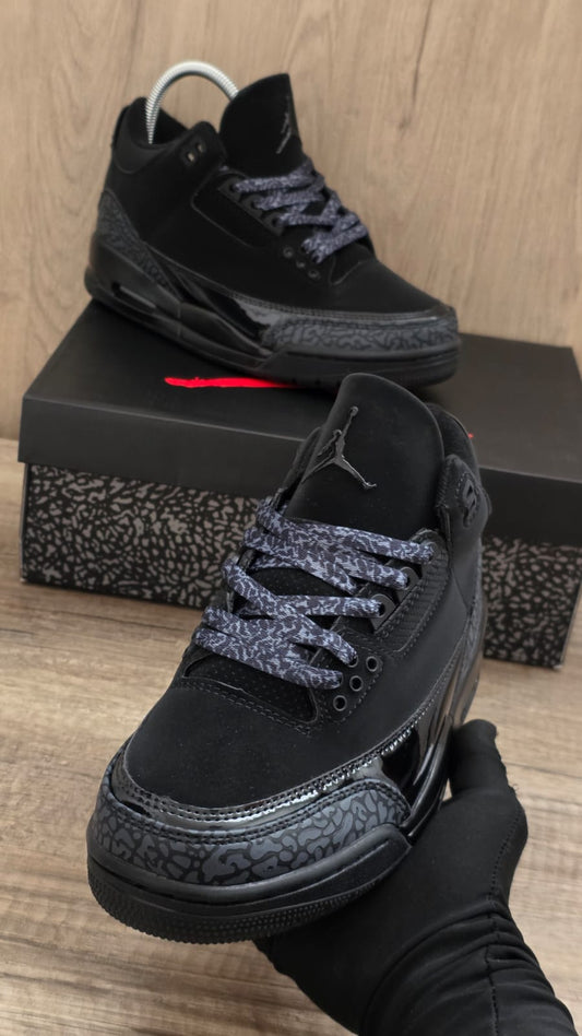 Jordan 3 negra
