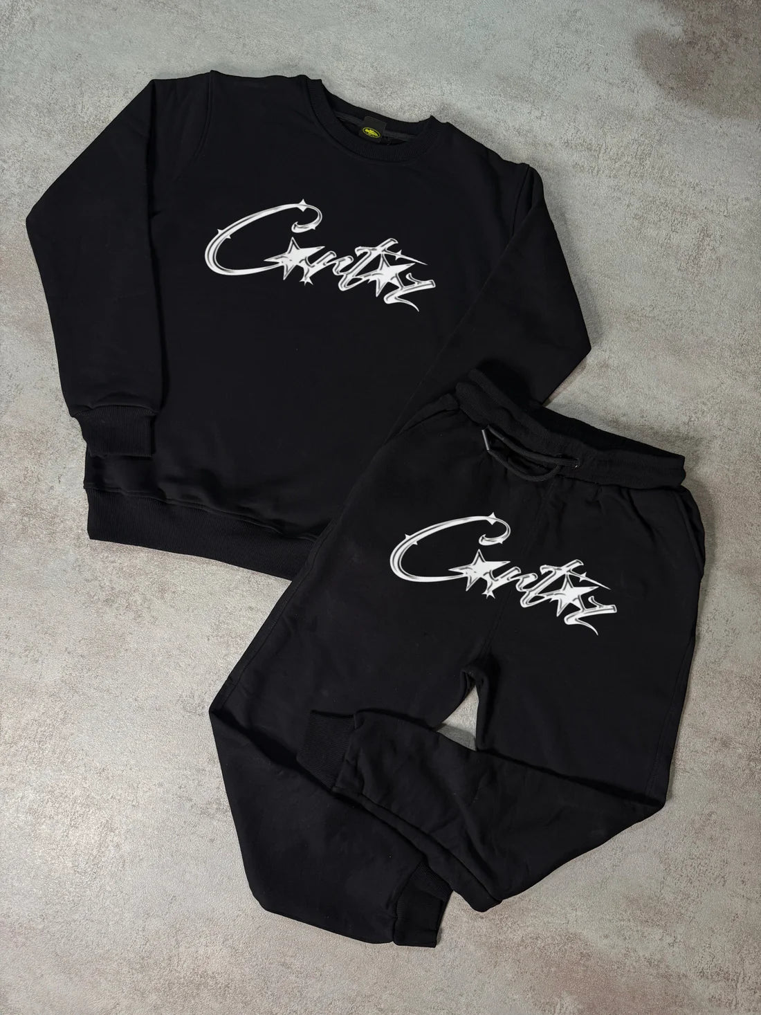 Chandal CORTEIZ negro logo blanco estrella