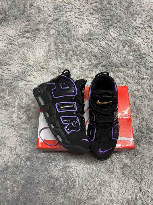 Uptempo negras y moradas