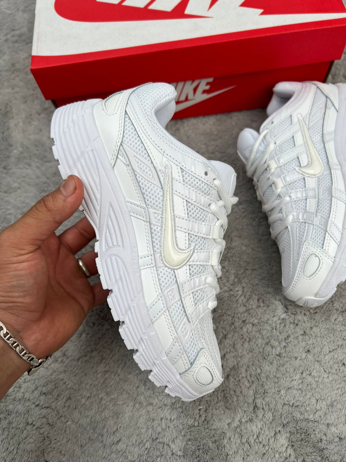Nike P-6000 Blancas