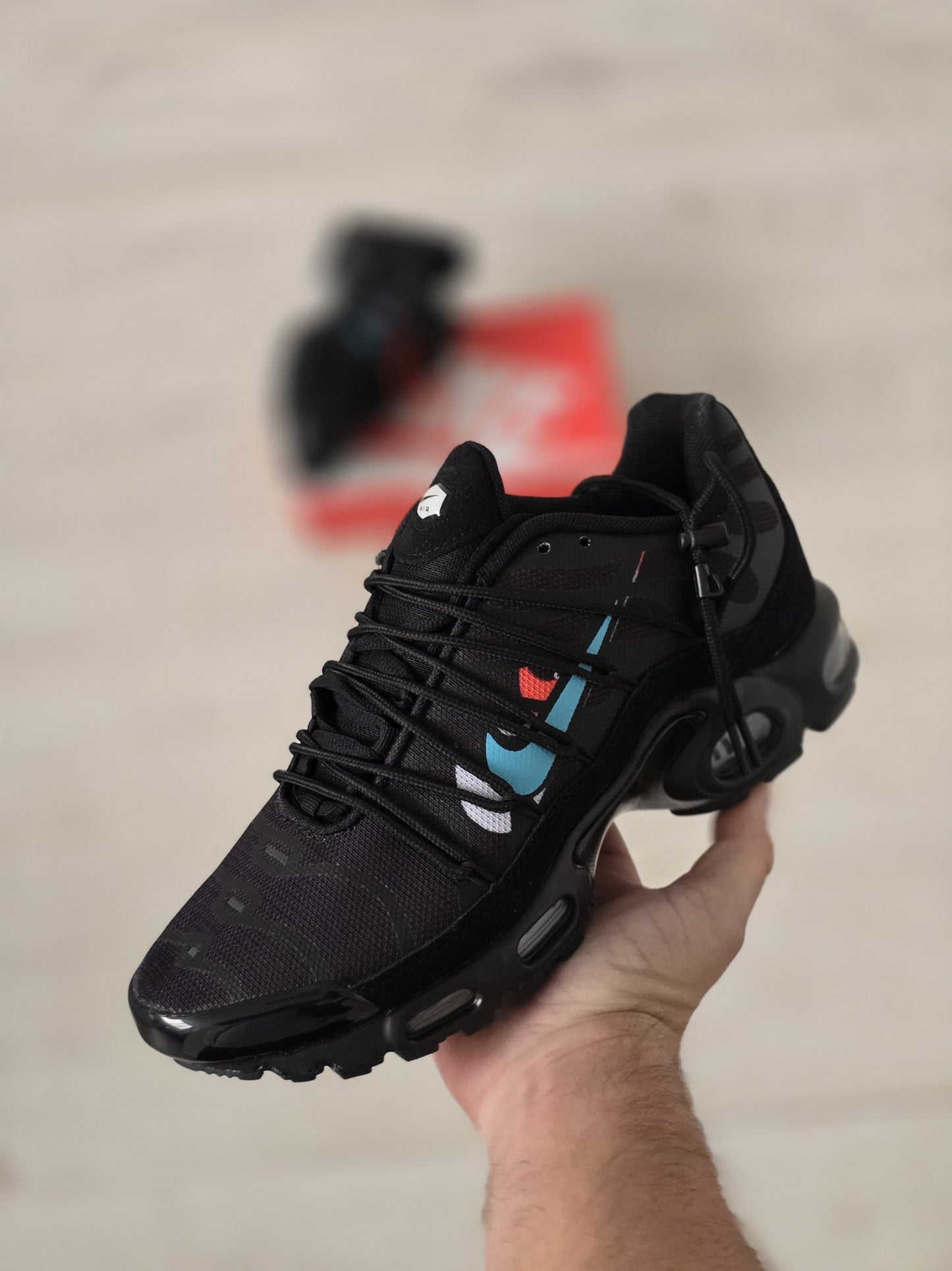 Tn utility negra 3 logos