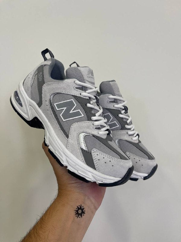 NEW BALANCE 530 GRIS Y BLANCAS