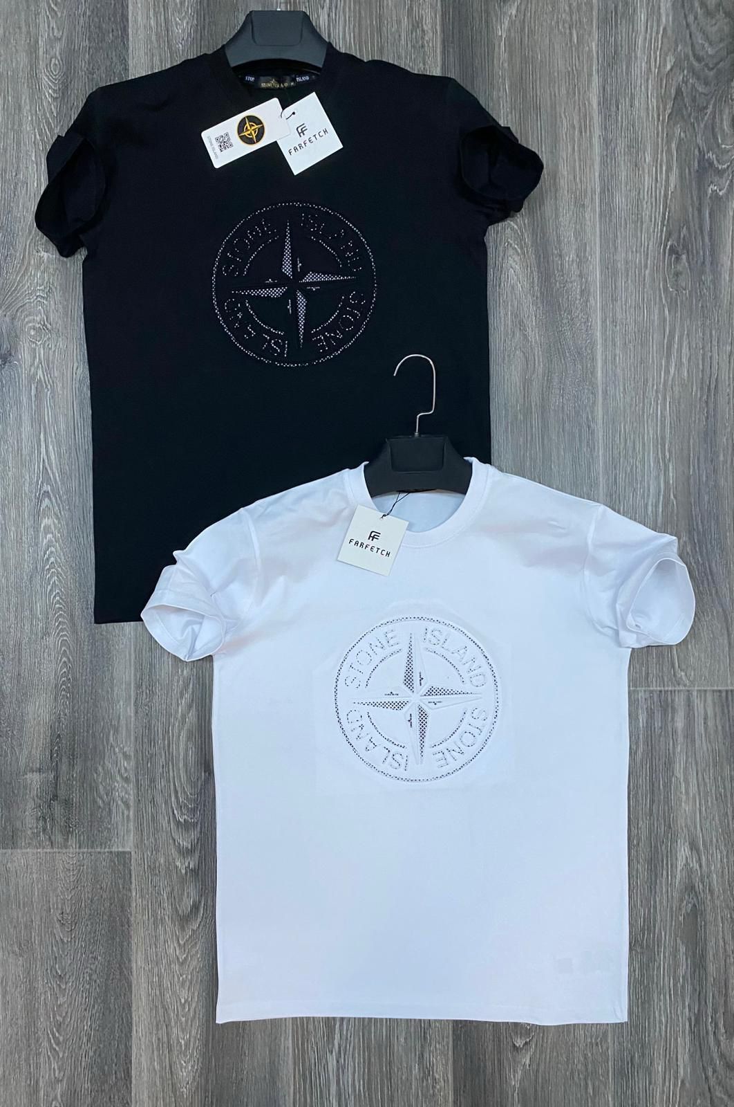 Camiseta Stone Island negra logo brillante