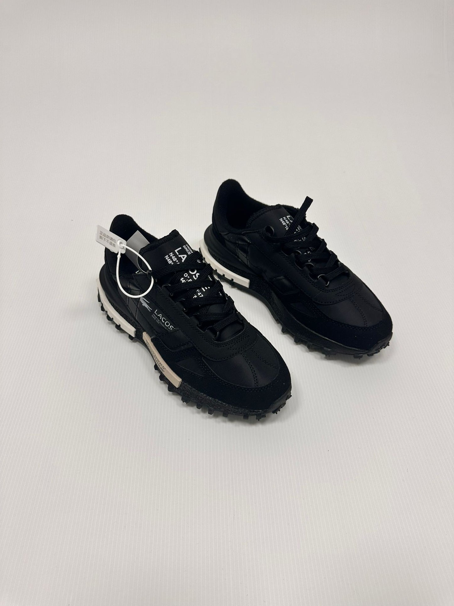 Zapatillas Lacoste negras logo blanco