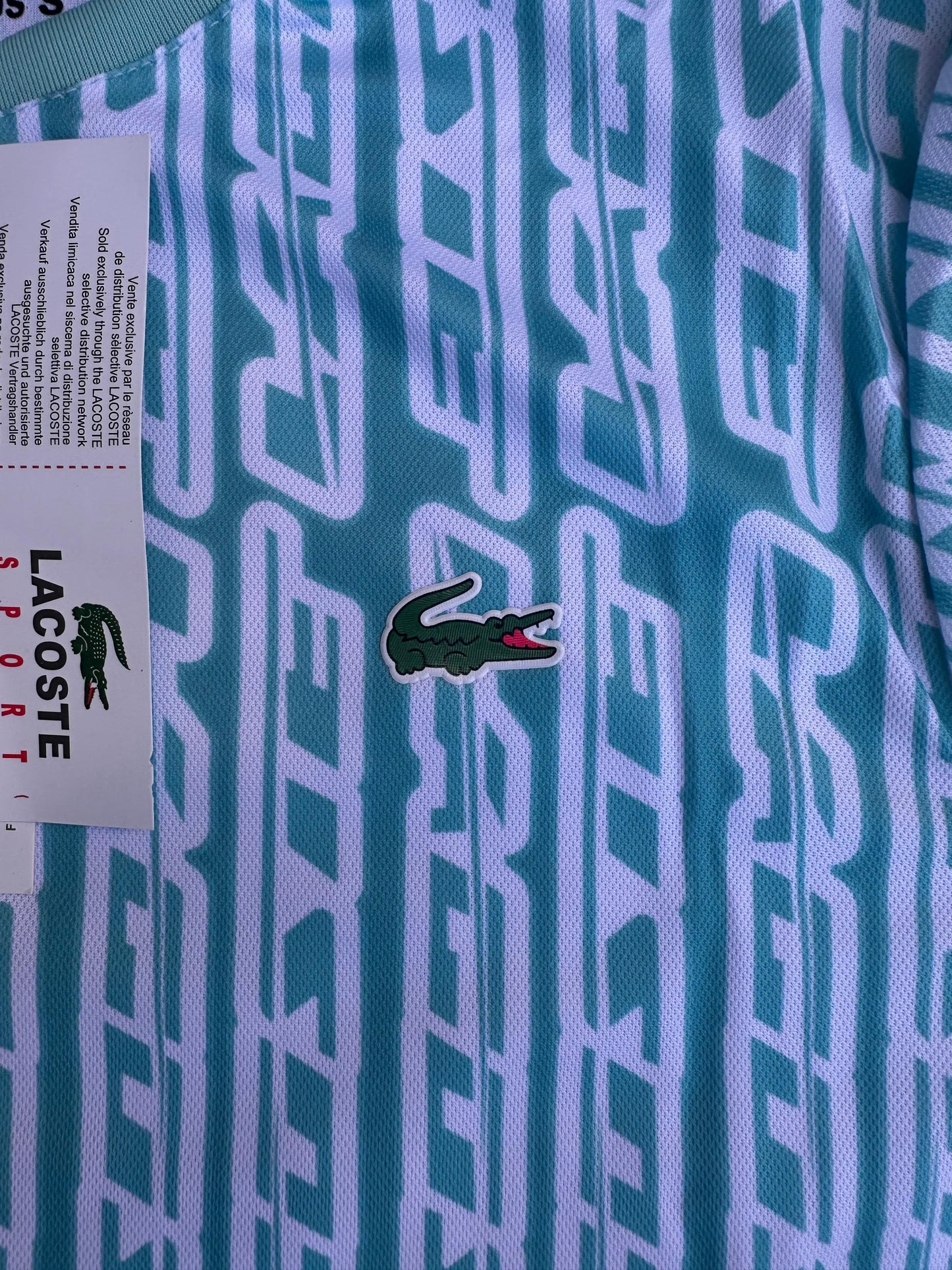 Conjunto corto lacoste azul y blanco logo verde