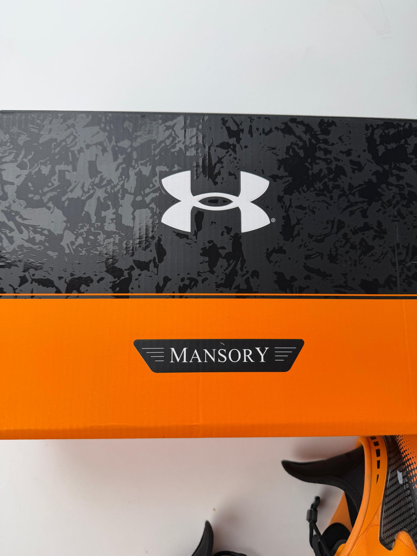 Under Armour x MANSORY Naranjas logo negro