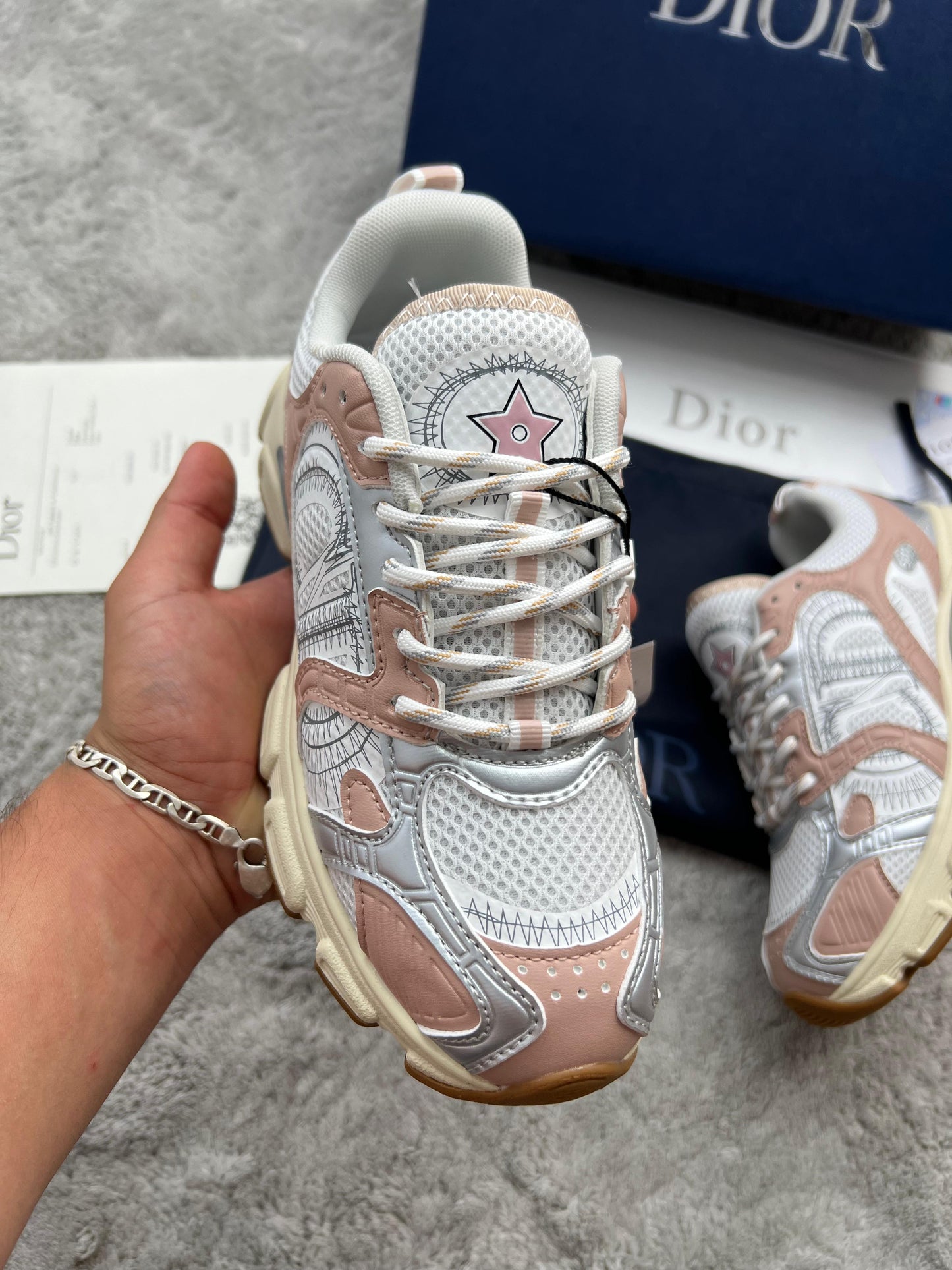 DIOR CHRONO blancas y rosas detalles plateados