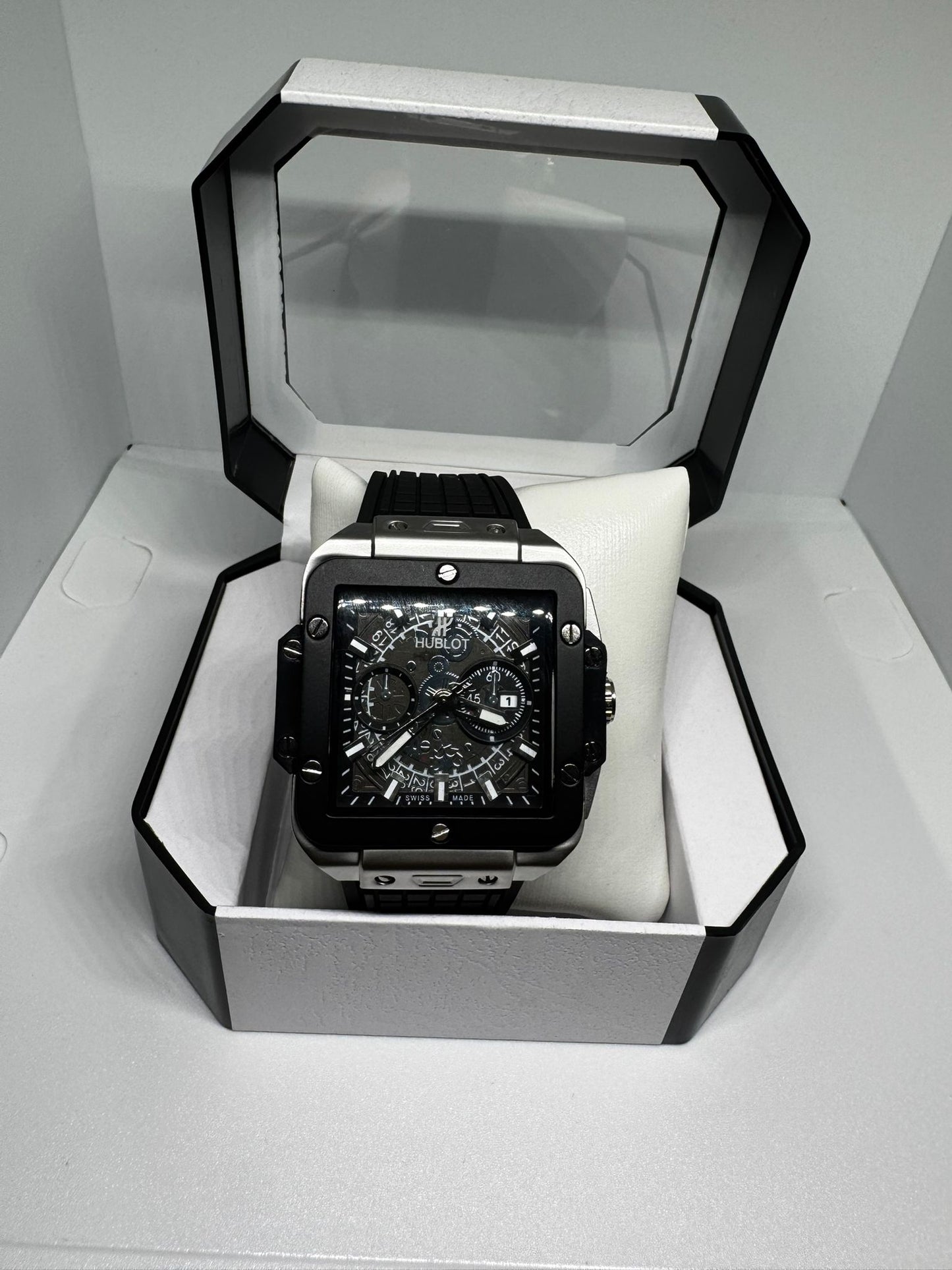 RELOJ HUBLOT NEGRO
