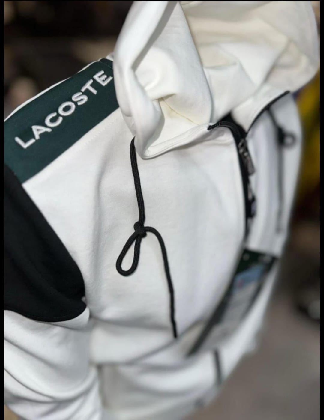 Chandals lacoste blanco logo hombro