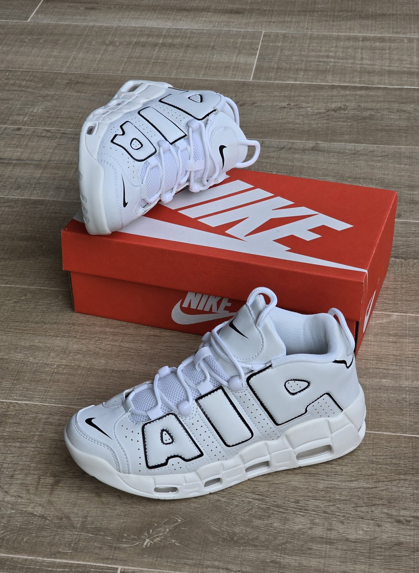 Uptempo blanca logo negro new