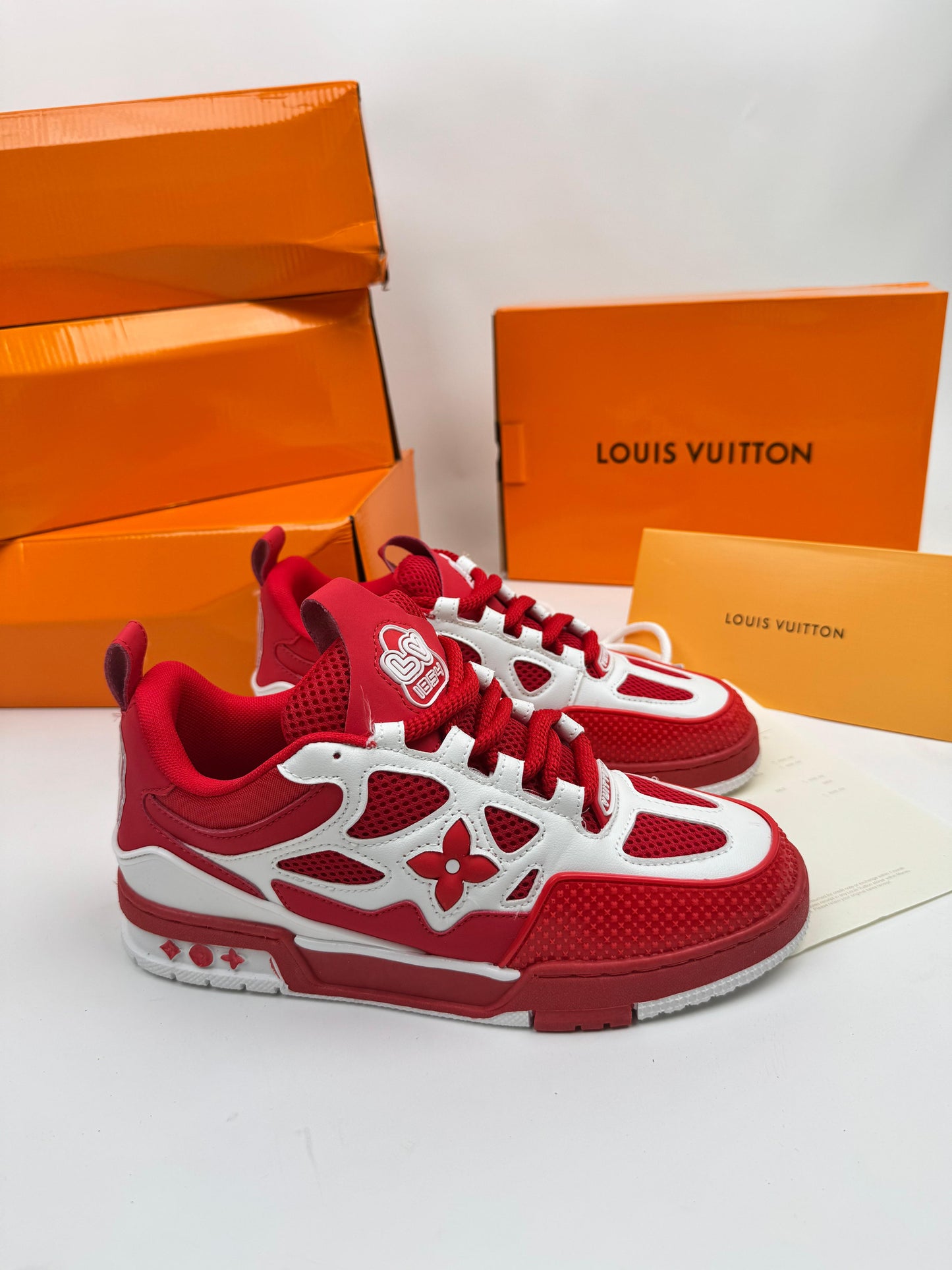 Louis vuitton SKATE 2025 blancas y rojas