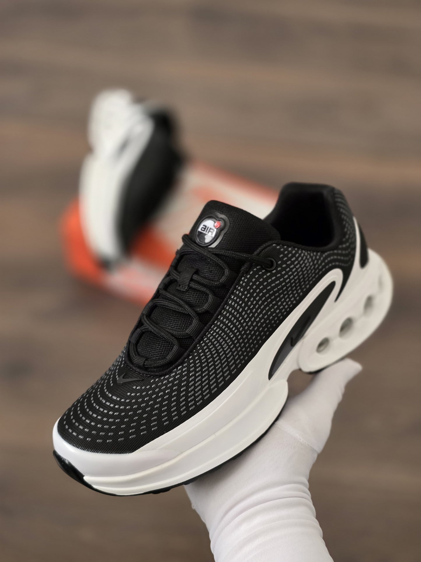 Nike dn negra suela blanca