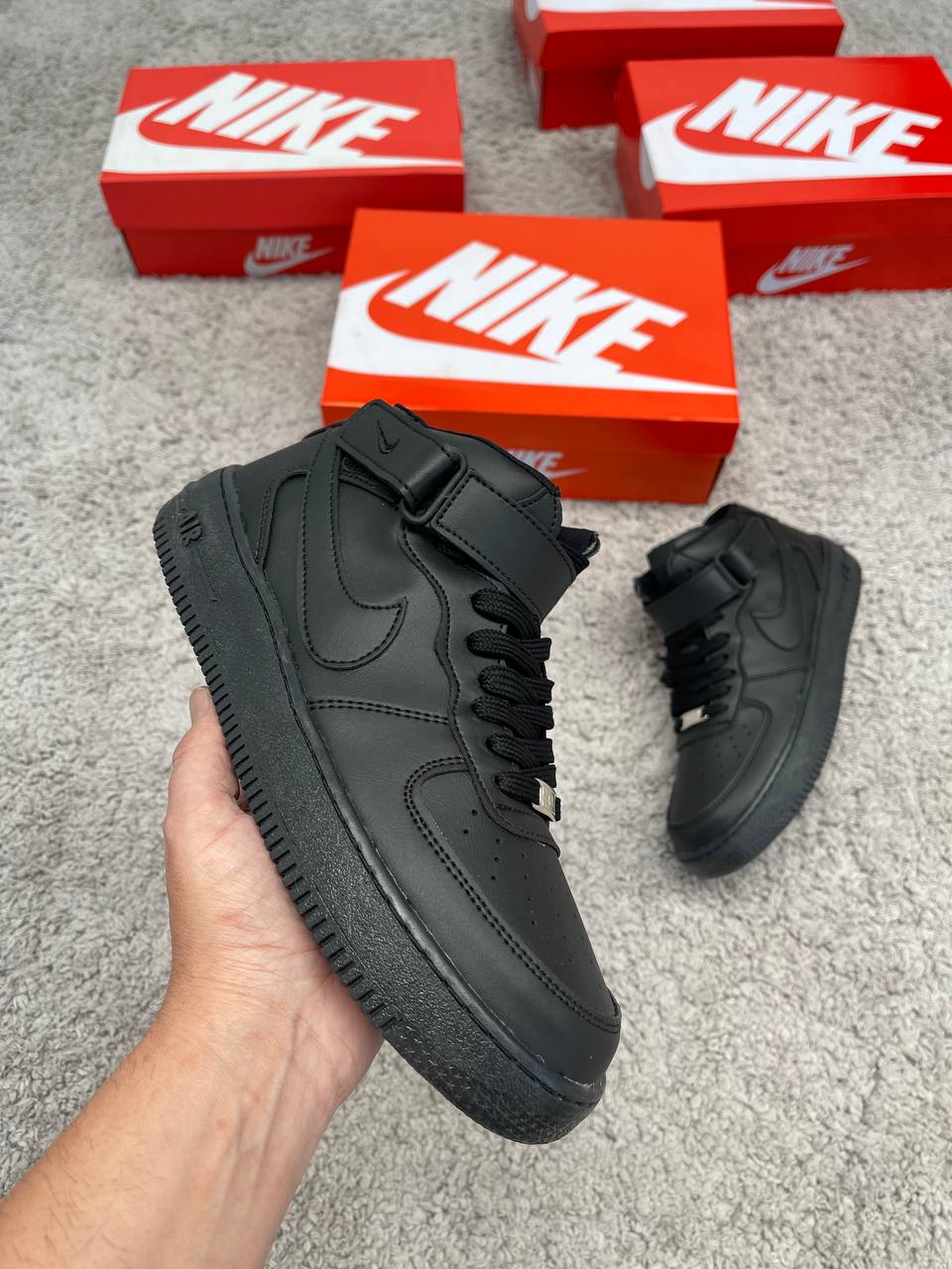 AIR FORCE BOTAS NEGRAS