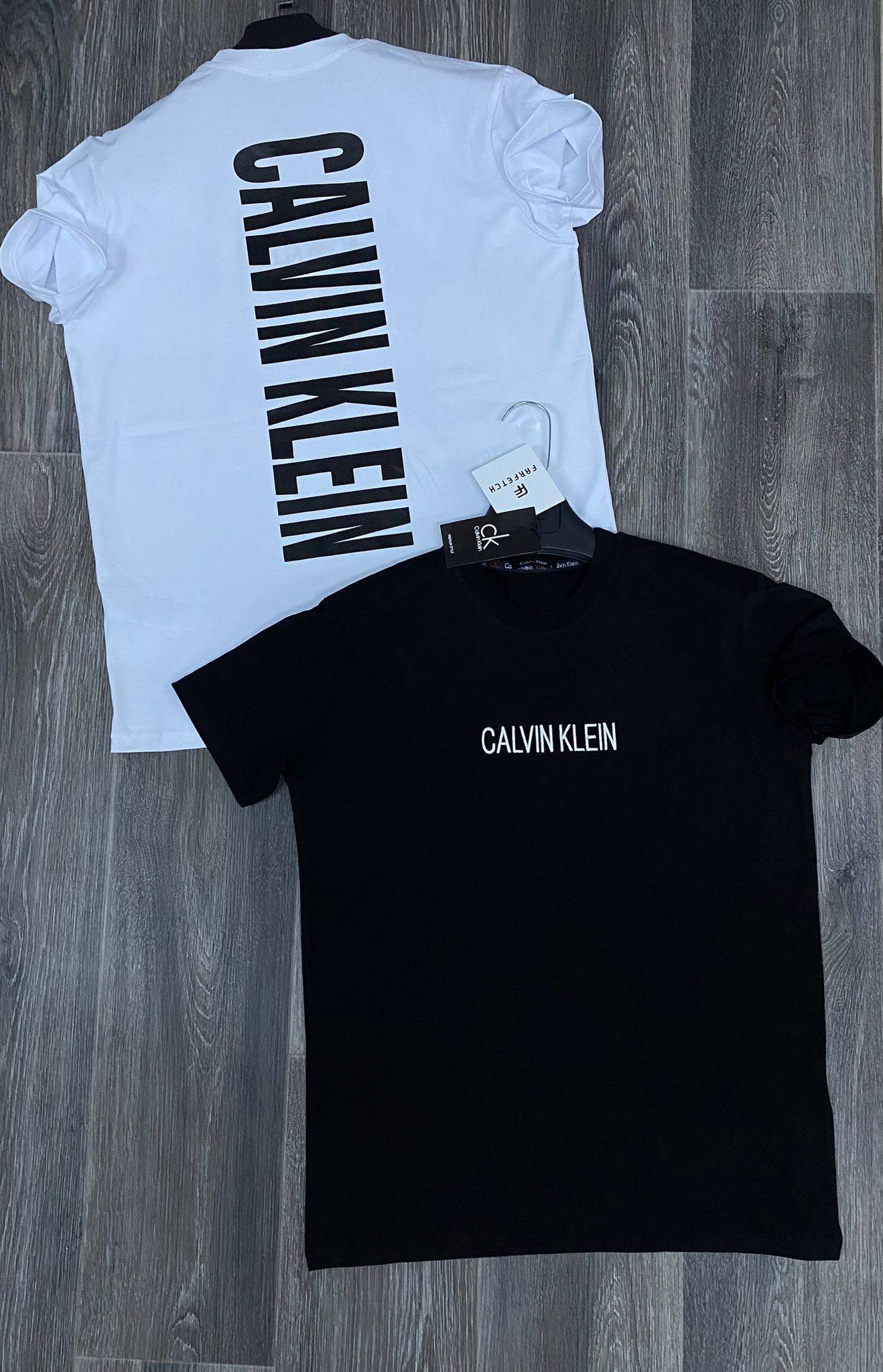 Camiseta Calvin Klein blanco logo negro