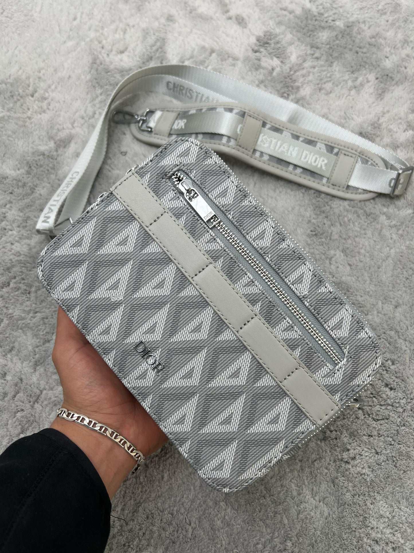 BANDOLERA DIOR gris