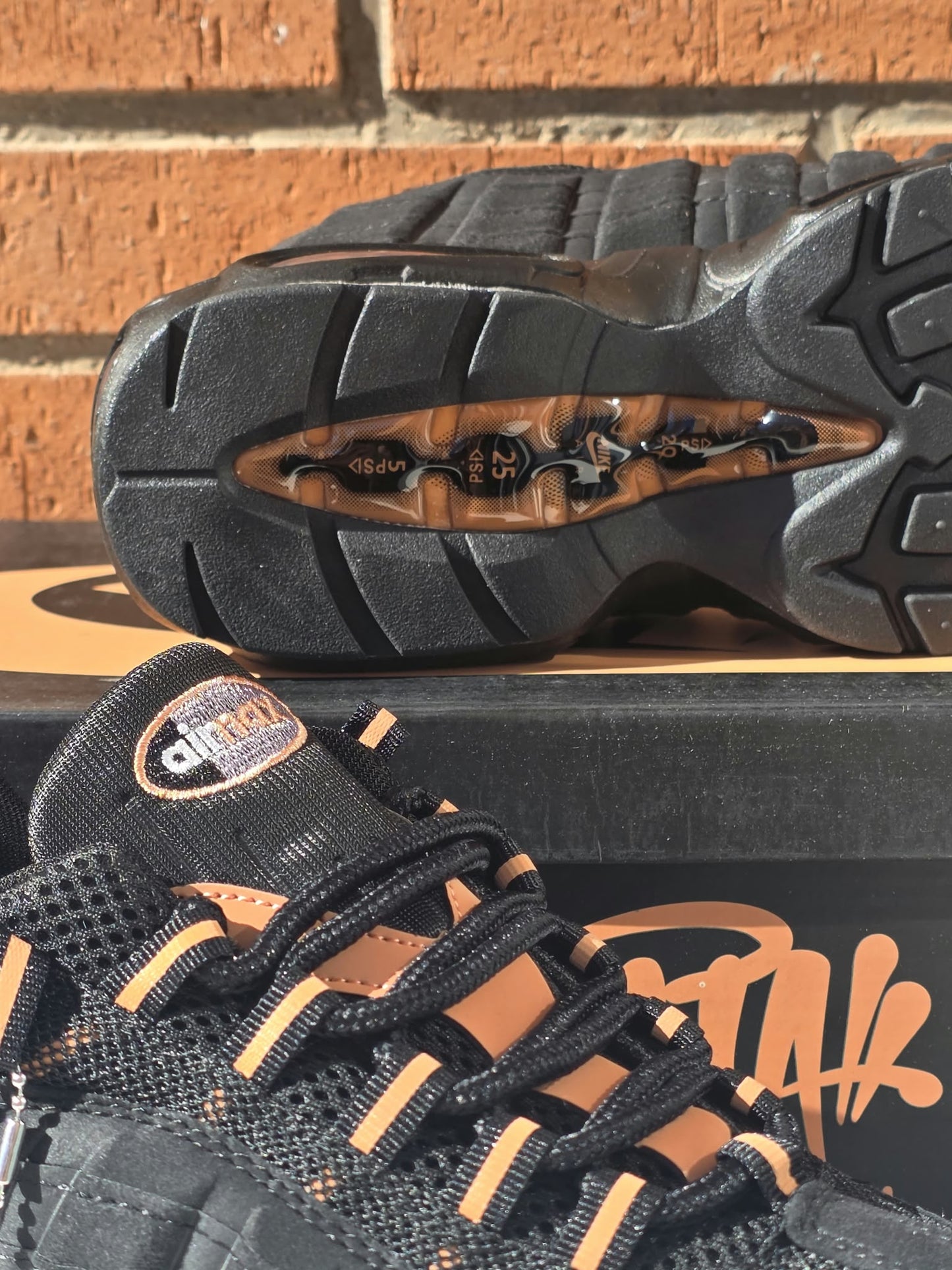 Nike Air Max 95 Central Cee negras