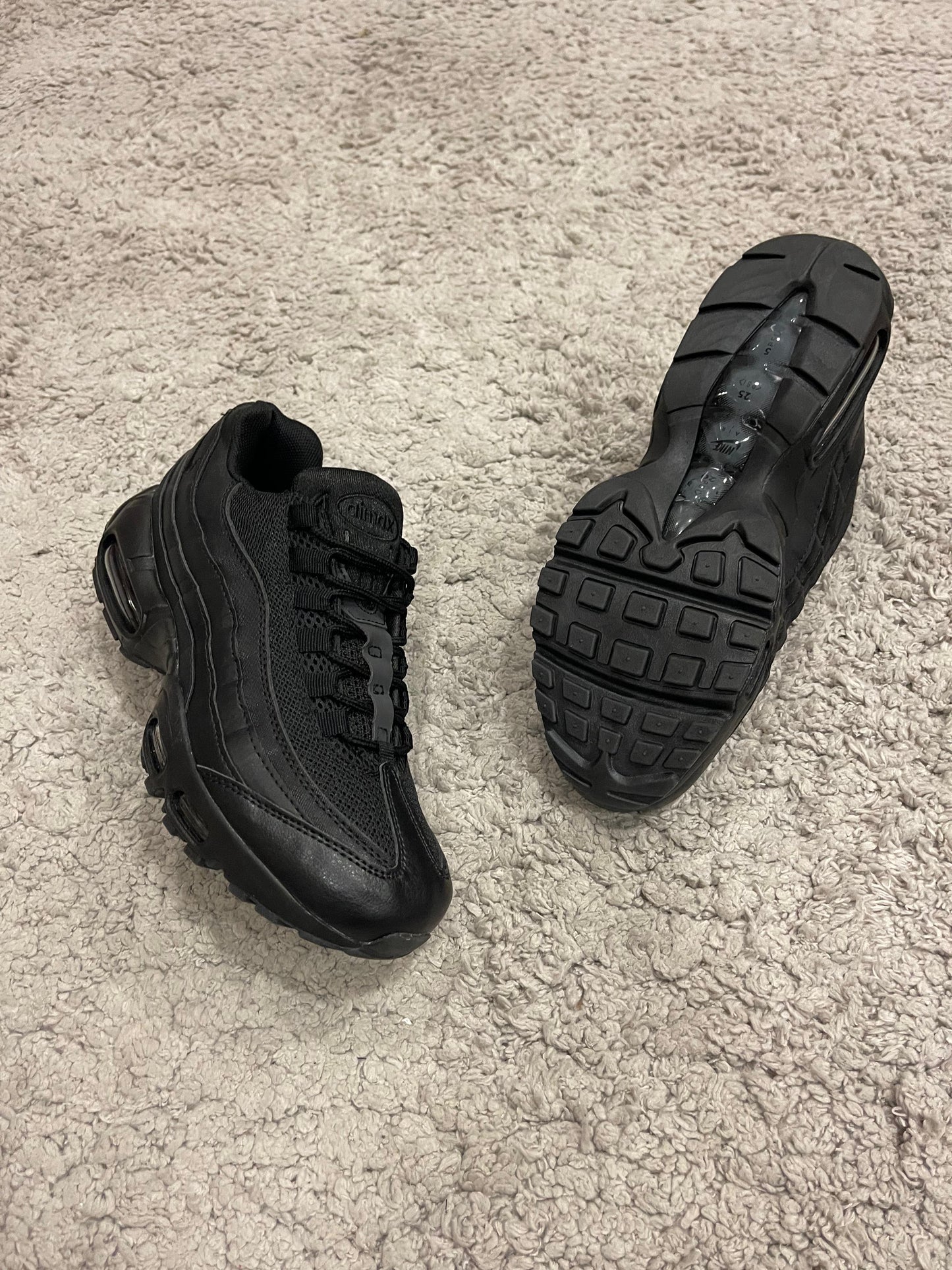 Air max 95 negras