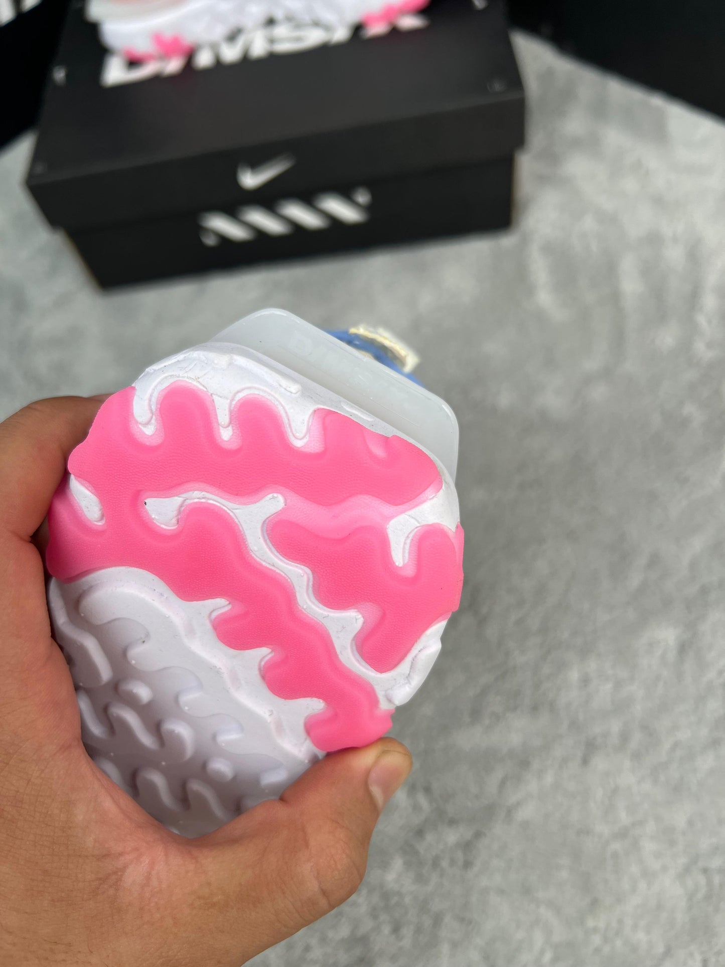 Nike react vision blancas detalles rosas
