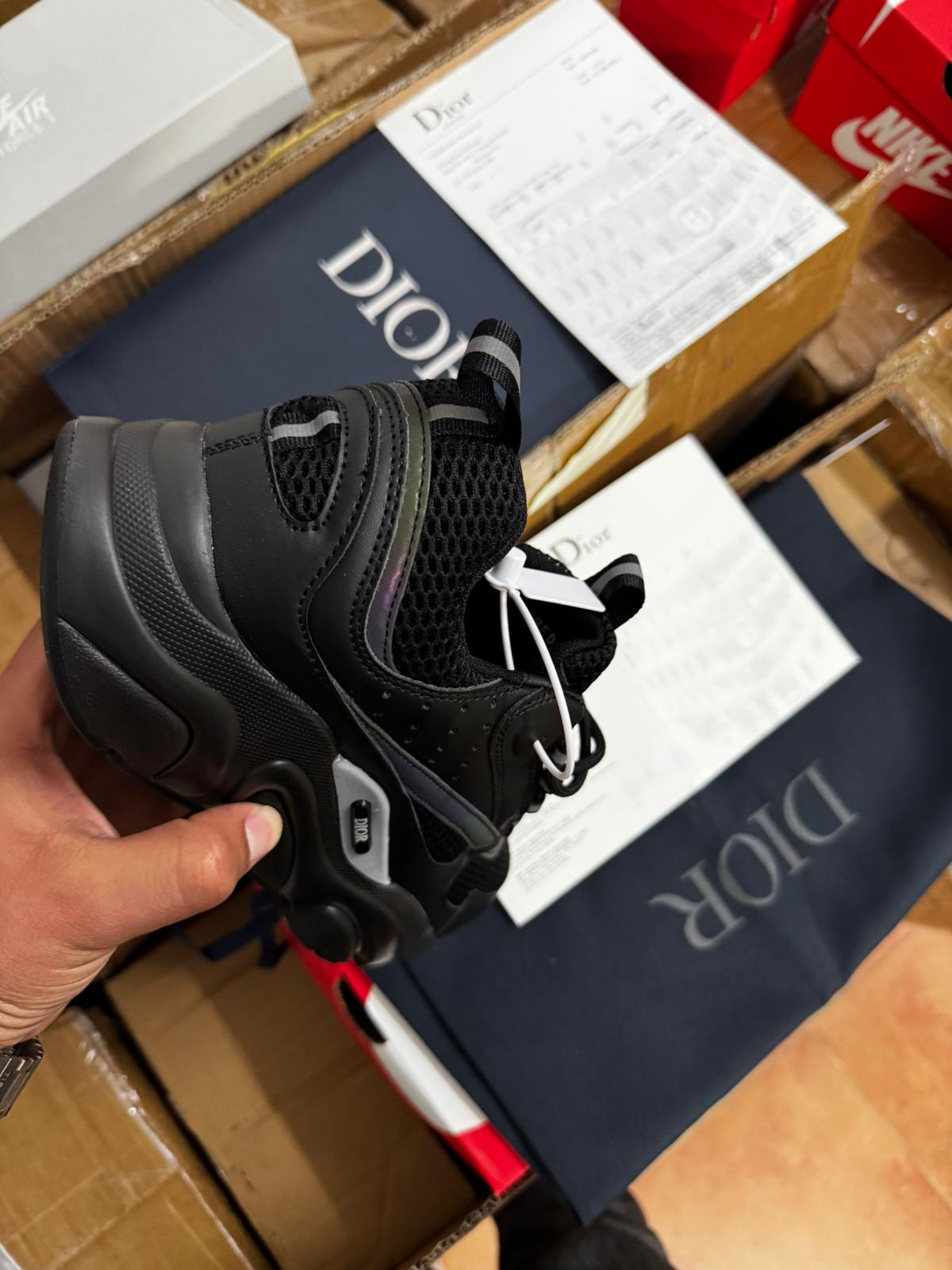 Dior b22 negras logo multi