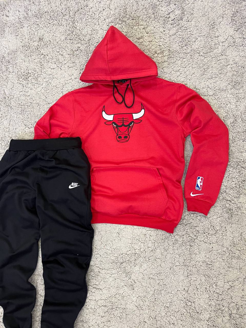 Chándal Chicago Bulls rojo logo en medio