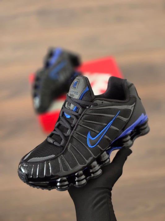 Shox negra logo azul