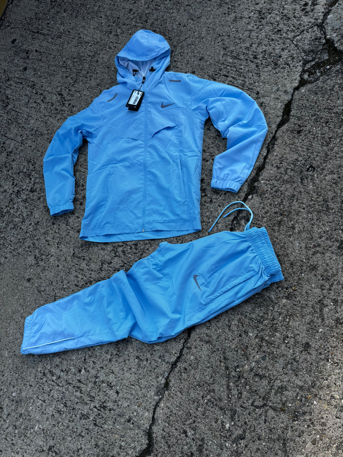 Chandal nike azul logo gris