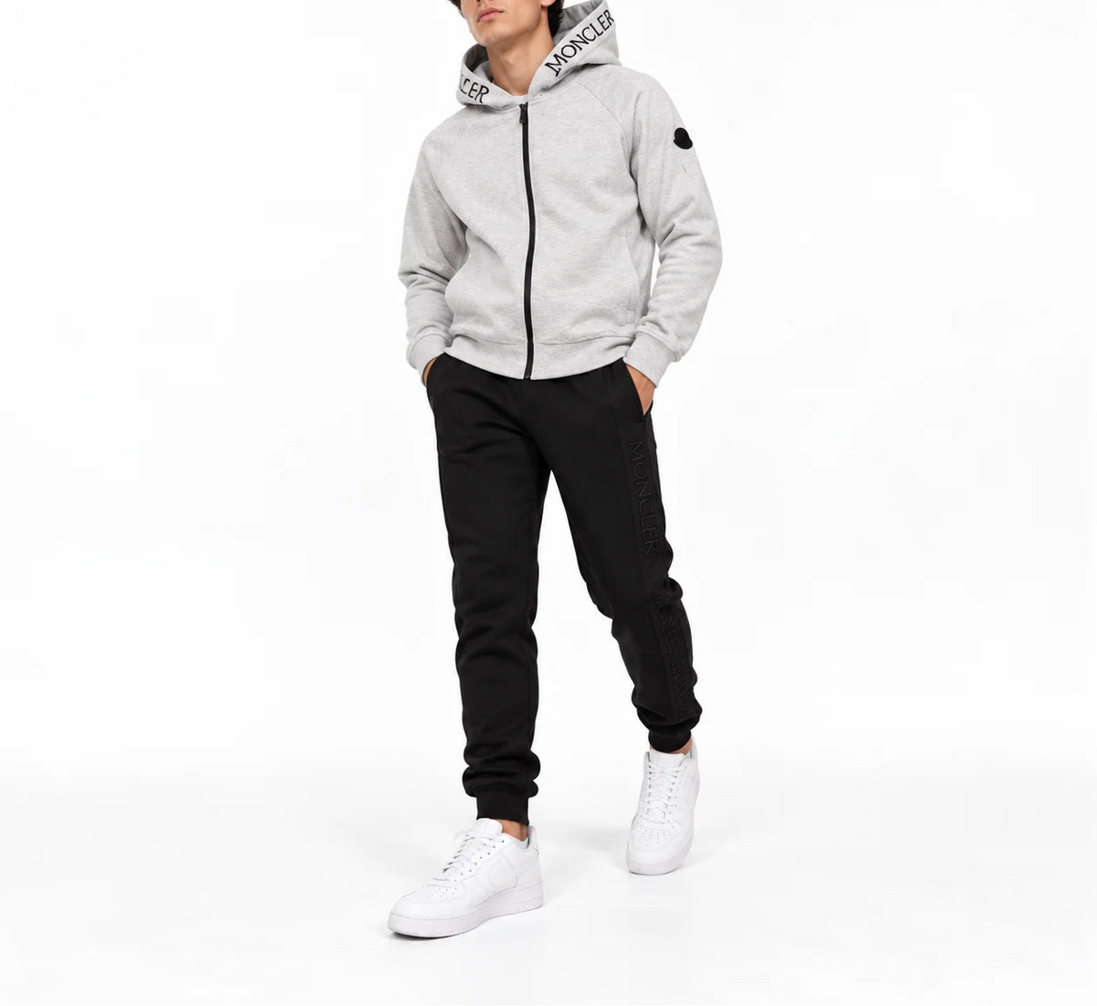 Chándal moncler gris logo negro