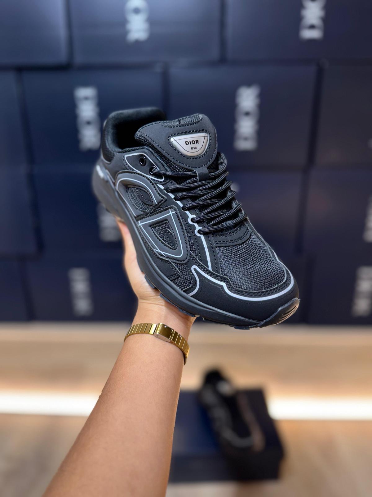 Dior b30 negras logo gris detalles blancos