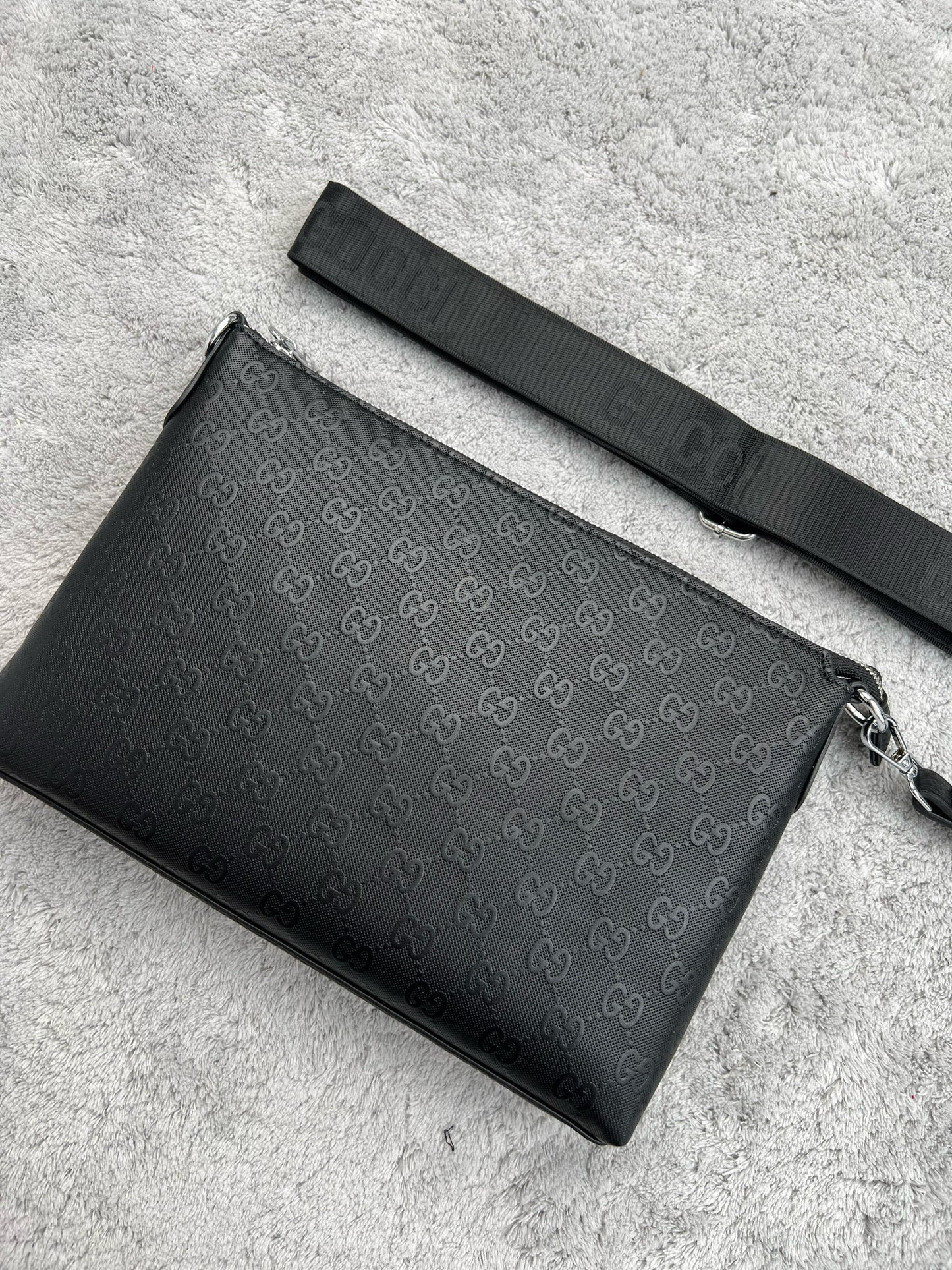 Neceser GUCCI negro
