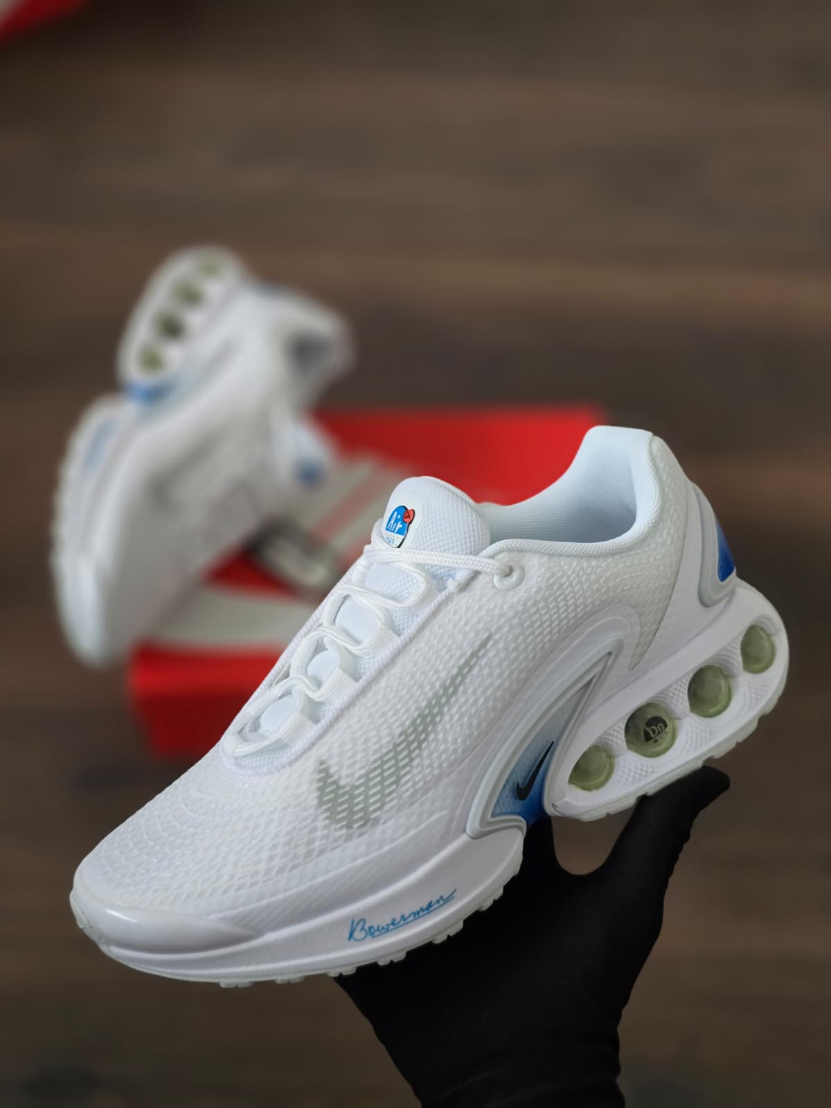 Air max dn blanco logo nike gris