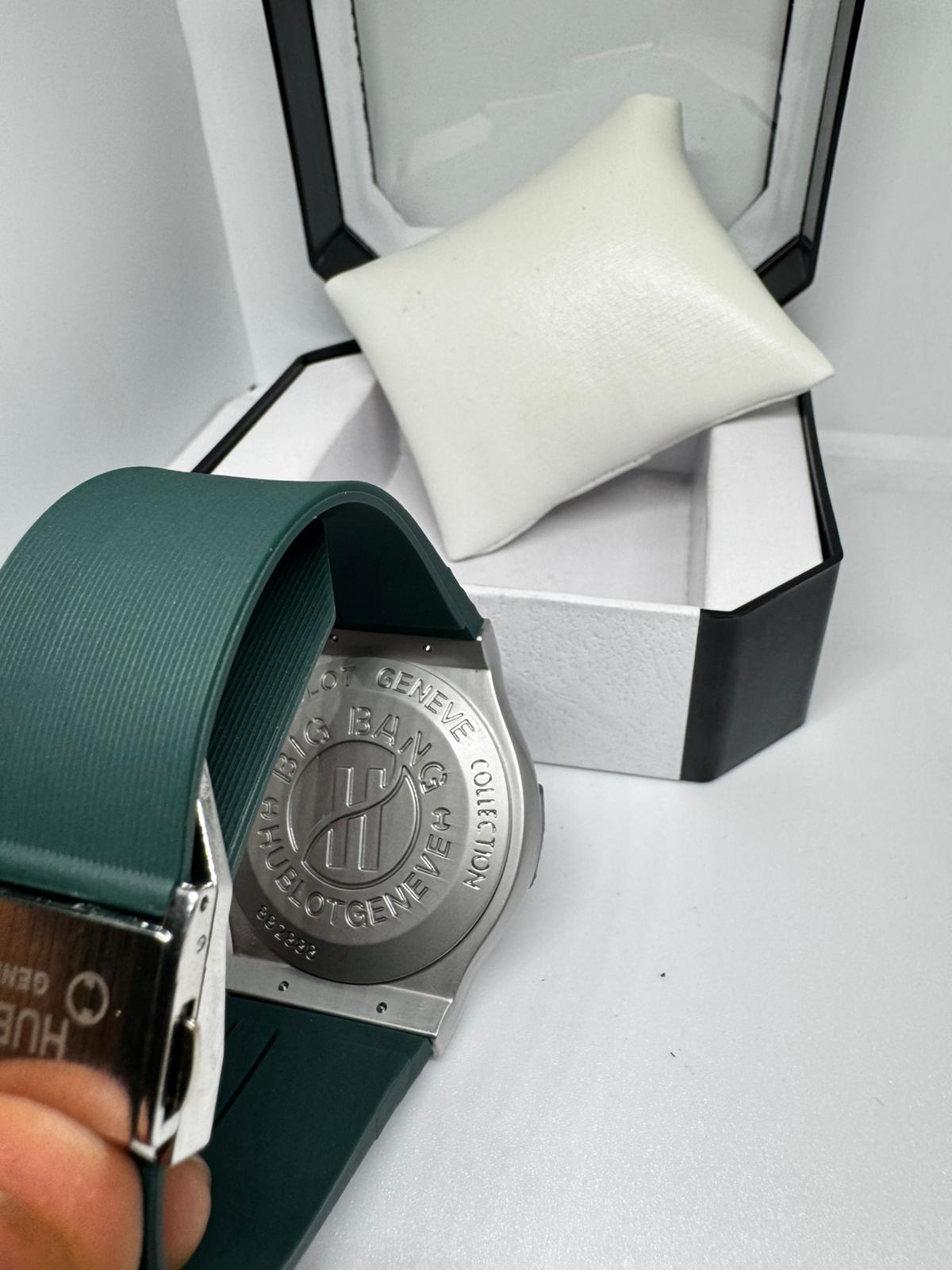 RELOJ HUBLOT VERDE Y GRIS
