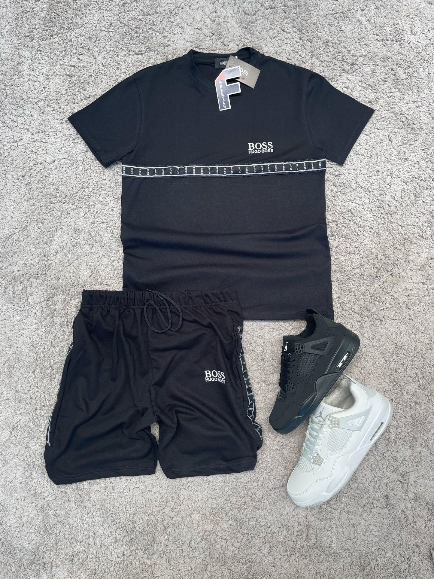CONJUNTO HUGO BOSS negro detales grises logo blanco