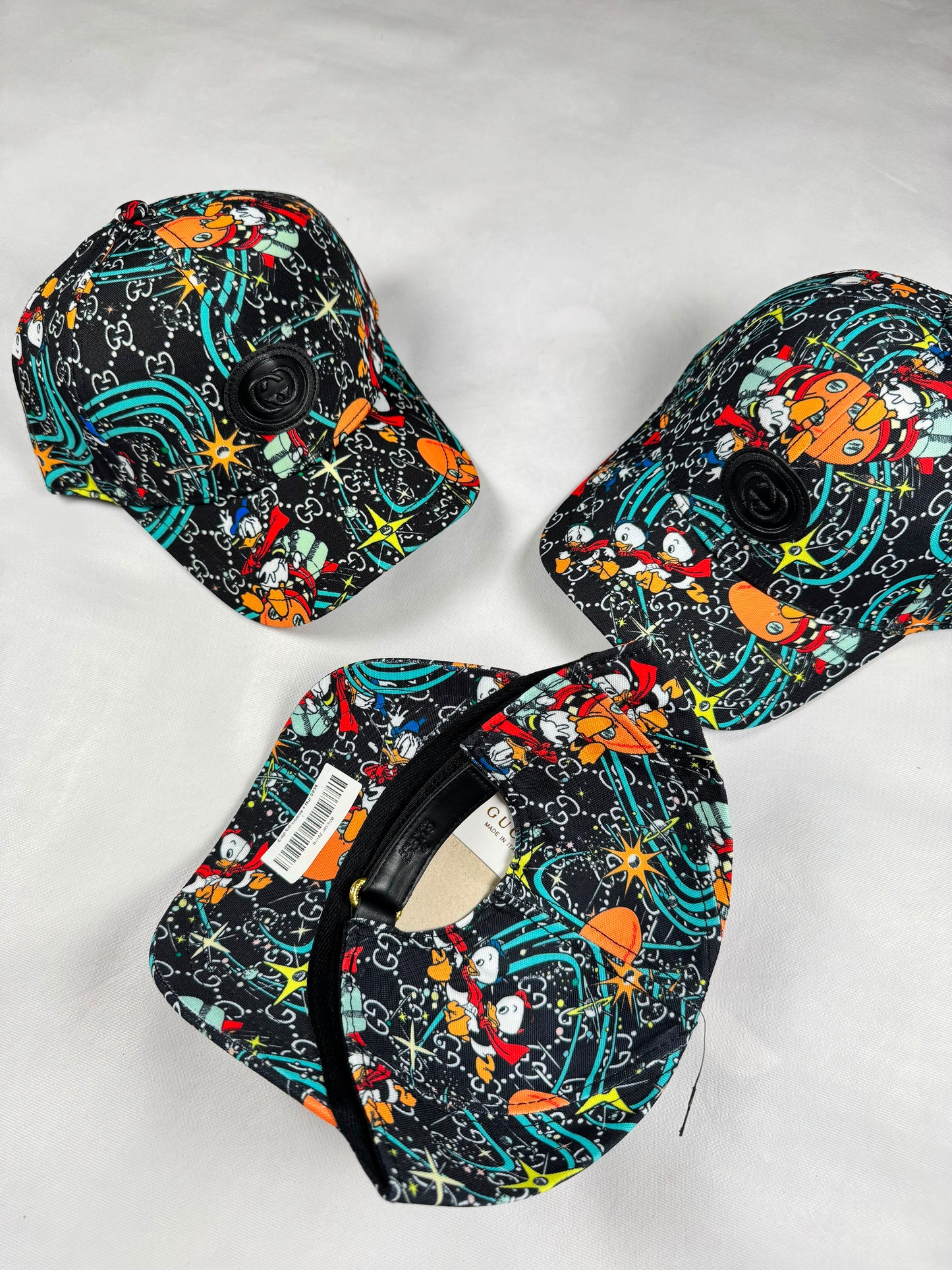 Gorra gucci negra detalles patos